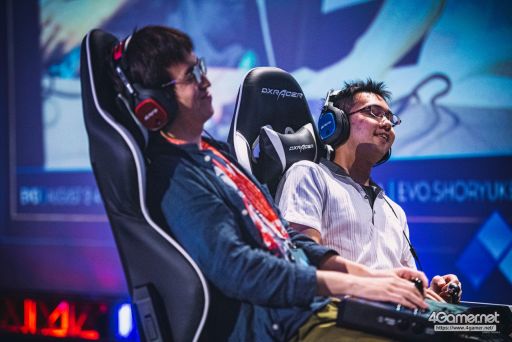 ꡼ No.014 | EVO2019ϡ֥ॹԡפʤ4ͥԤꤹEVO2019Day2TwitterޤȤᡣDay3˿ʤTOP8ϳʤ