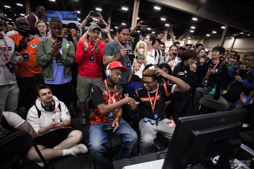 ꡼ No.109 | EVO2019ϡ֥ॹԡפʤ4ͥԤꤹEVO2019Day2TwitterޤȤᡣDay3˿ʤTOP8ϳʤ