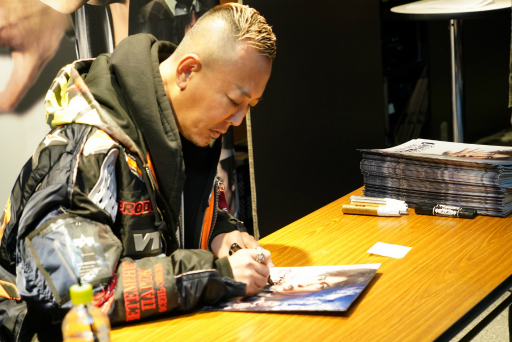 ꡼ No.004Υͥ / JUDGE EYESΰפȯ䵭ǰ٥Ȥݡȡ̾ĤMCUιƱ󥿥ӥ塼濴ˤϤ