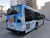 「荒野のコトブキ飛行隊」，JR秋葉原駅・阪急梅田駅にポスターが掲出。東京都内にはラッピングの都営バスが登場