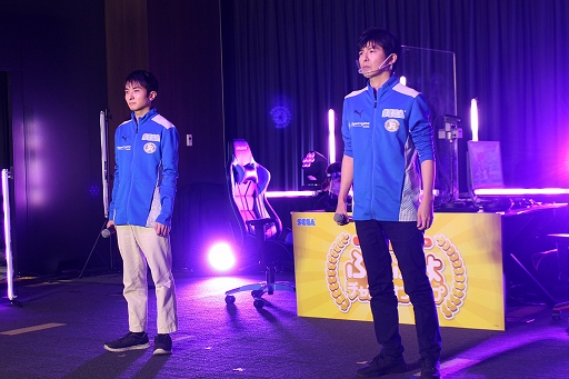 画像ギャラリー No.011のサムネイル画像 / 「ぷよぷよチャンピオンシップ SEASON4 STAGE3」をレポート。クリスマスに行われた2021年最終大会を勝ち抜いたのは,初優勝のfron選手