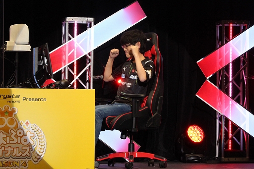 ���������꡼ No.010�Υ���ͥ������ / �֤פ�פ�ե����ʥ륺 SEASON4�ץ�ݡ��ȡ����������󡤹����Ӥ�Ĥ���8̾�Υץ����Ǹ�η��͡�