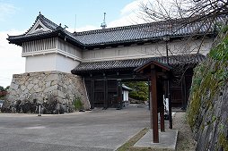 画像ギャラリー No.042のサムネイル画像 / 「ロマンシング佐賀2021」は“SAGA風呂”で温泉旅行だ! 3つの温泉地で立派なコラボモニュメントやドット絵マンホールを巡ろう