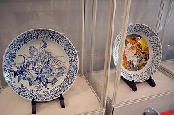 画像ギャラリー No.047のサムネイル画像 / 「ロマンシング佐賀2021」は“SAGA風呂”で温泉旅行だ! 3つの温泉地で立派なコラボモニュメントやドット絵マンホールを巡ろう