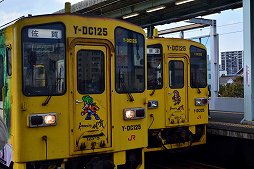 画像ギャラリー No.002のサムネイル画像 / ロマ佐賀列車に乗って冒険の旅に出よう。ラッピング列車や唐津市・佐賀市でのマンホール巡りが楽しめる「ロマンシング佐賀2022」現地レポート