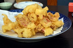 画像ギャラリー No.039のサムネイル画像 / ロマ佐賀列車に乗って冒険の旅に出よう。ラッピング列車や唐津市・佐賀市でのマンホール巡りが楽しめる「ロマンシング佐賀2022」現地レポート