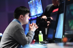 ꡼ No.013 | Ʈ2018-19 CHAMPIONS CARNIVALץեȥݡȡ10ʤĶ륢ɥȥǿƮޤ