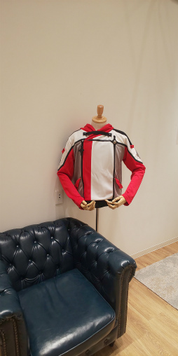 画像ギャラリー No.005のサムネイル画像 / 秋葉原BAY HOTEL×「星鳴エコーズ」コラボが本日スタート。趣向をこらした内装やコラボ商品などの写真を掲載