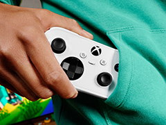 ポケットにも楽に入るコンパクトなXBOX純正ゲームパッド「XBOX Nano Controller」が発表。税込8000円で予約受付中