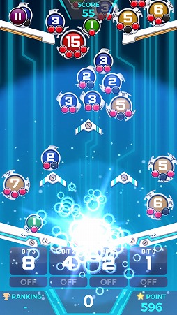 画像ギャラリー No.005のサムネイル画像 / 降り注ぐ数字の玉を“計算”で迎撃せよ。スマホ向けアクション「トライビット2」を紹介する「(ほぼ)日刊スマホゲーム通信」第1851回