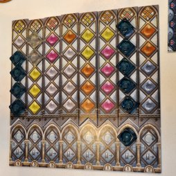 ���������꡼ No.006�Υ���ͥ������ / ��SPIEL'18��10ǯ�˰��٤������AZUL�פ�³�Ԥ��о졣�ץ쥤���ʤ��������Ϥ��Τޤޤˡ����ɤθ��̤����ϥå��ꤷ����Azul: Stained Glass of Sintra�פ�ץ쥤