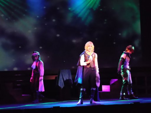 画像ギャラリー No.003のサムネイル画像 / 美しい歌声で紡がれる黒龍の神子とダリウスの物語。演劇女子部「遙かなる時空の中で6 外伝 〜黄昏ノ仮面〜」ゲネプロ公演レポート