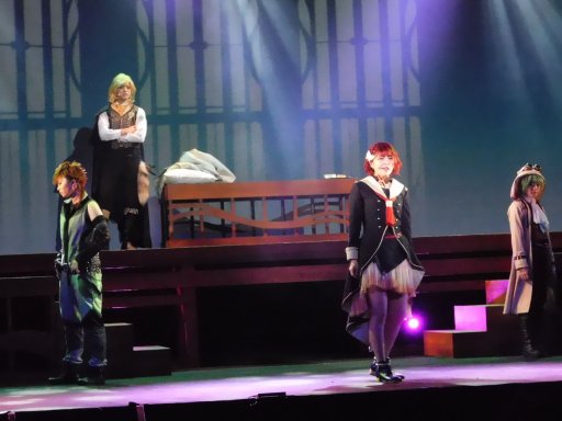 画像ギャラリー No.005のサムネイル画像 / 美しい歌声で紡がれる黒龍の神子とダリウスの物語。演劇女子部「遙かなる時空の中で6 外伝 〜黄昏ノ仮面〜」ゲネプロ公演レポート