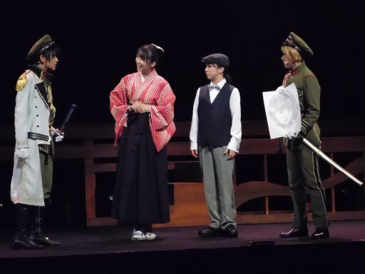 画像ギャラリー No.008のサムネイル画像 / 美しい歌声で紡がれる黒龍の神子とダリウスの物語。演劇女子部「遙かなる時空の中で6 外伝 〜黄昏ノ仮面〜」ゲネプロ公演レポート