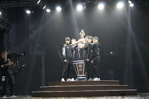 ���������꡼ No.015�Υ���ͥ������ / ���ޥ۸����ܳ�MOBA�������з� -Arena of Valor-�ס������ǳ��Ť��줿�������Υ�ݡ��Ȥ��Ϥ�