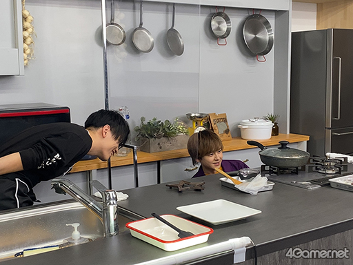 ꡼ No.010 | ֤󥹥CAFE CINNAMON ˥å2Ͽݡȡҹ¾ʿ󤬥ϥСĩ