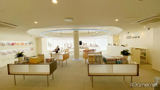 画像ギャラリー No.007のサムネイル画像 / 「あんさんぶるスターズ!!ストア」が秋葉原にオープン! 「あんスタグッズおはなし団」特別回の店舗ロケをフォトレポート&ミニインタビュー