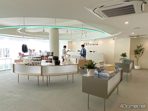 画像ギャラリー No.013のサムネイル画像 / 「あんさんぶるスターズ!!ストア」が秋葉原にオープン! 「あんスタグッズおはなし団」特別回の店舗ロケをフォトレポート&ミニインタビュー