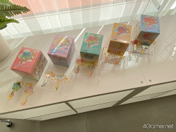 画像ギャラリー No.018のサムネイル画像 / 「あんさんぶるスターズ!!ストア」が秋葉原にオープン! 「あんスタグッズおはなし団」特別回の店舗ロケをフォトレポート&ミニインタビュー