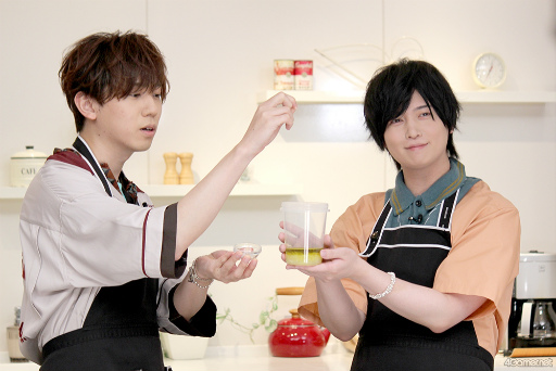 画像ギャラリー No.010のサムネイル画像 / 「あんスタ!!」配信番組「CAFE CINNAMON ニキズキッチン」第17回フォトレポート。収録後インタビューをお届け