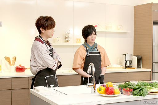 画像ギャラリー No.014のサムネイル画像 / 「あんスタ!!」配信番組「CAFE CINNAMON ニキズキッチン」第17回フォトレポート。収録後インタビューをお届け