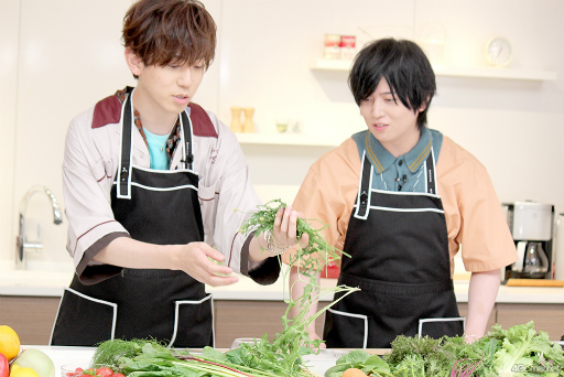 画像ギャラリー No.015のサムネイル画像 / 「あんスタ!!」配信番組「CAFE CINNAMON ニキズキッチン」第17回フォトレポート。収録後インタビューをお届け