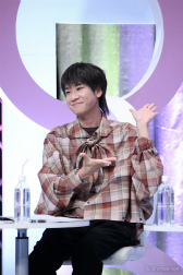 ꡼ No.001 | ֤󥹥8ǯOne on Oneסfrom MEԡۤݡȡ뤫ʬʤ!?οͥؤä