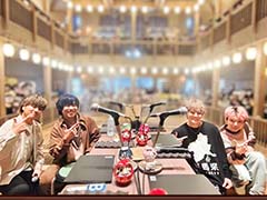 �Υ��󥿥ӥ塼�ϥ��㥹�ȿؤ����ߤ��θ�!?�����Ťβ����������ʤ�����MELLOW DEAR US�ץ饸�� 1st JAPAN Tour�򿶤��֤�