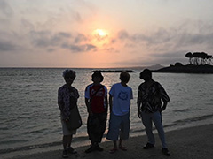 �Υ��󥿥ӥ塼��������ä�������Ͽ�κǽ���ϡ����졪��MELLOW DEAR US�ץ饸�� 1st JAPAN Tour ��9�󡣥��㥹�Ȥ�����ۤ��Ȥ�