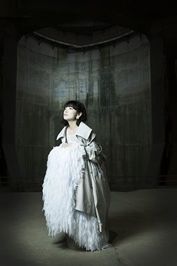 画像ギャラリー No.006のサムネイル画像 / 「最果てのバベル」の事前DL開始日が6月11日に決定。主要キャラクター12人の姿やバトルシーンを確認できるPV第2弾も公開に