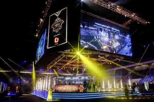 画像ギャラリー No.001のサムネイル画像 / 「モバイルレジェンド」世界選手権2019で,プロゲーミングチーム「10second Gaming+」がベスト6に