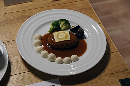 画像集 No.010のサムネイル画像 / 2月11日から実施されるカフェ「KOEI TECMO CAFE＆DINING」の“戦国無双15周年スペシャルコラボレーション”試食会のレポートをお届け