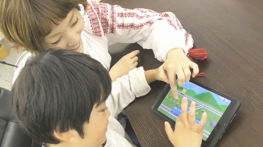 画像ギャラリー No.002のサムネイル画像 / 「でんしゃとれまる 〜れんけつでかいけつ!〜」親子体験会のレポートが到着