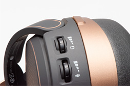 画像集 No.014のサムネイル画像 / Audeze「Mobius Headphone」レビュー。ヘッドトラッキング対応の5万円超級ヘッドセットはゲームプレイを変えるか？
