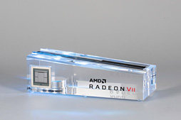 Radeon VII塣7nmΥ󥷥塼޸GPUܥ