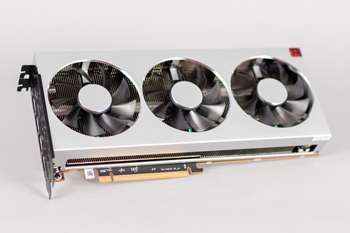 リファレンス仕様の「Radeon VII」カードが一斉に登場 リファレンス仕様の「Radeon VII」カードが一斉に登場