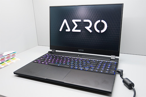 GIGABYTE AERO 15 4K有機ELパネル採用ノートパソコン・All Intel Inside/Mi イベントレポートGIGABYTE、4K有機EL搭載の15.6型ゲーミングノート