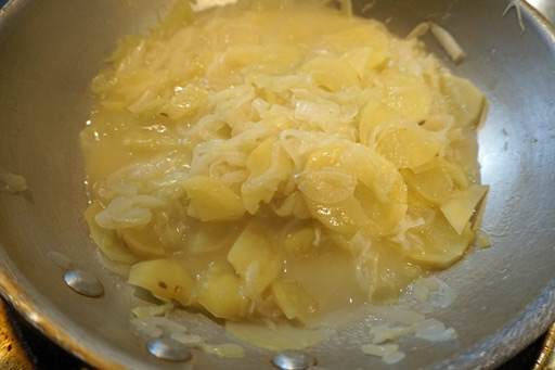 画像ギャラリー No.008のサムネイル画像 / 俺のコラボカフェ:Menu 006 「ロックマン」の体力回復アイテム「E缶」に挑戦