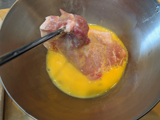 画像ギャラリー No.004のサムネイル画像 / 俺のコラボカフェ:Menu 016 お待たせしました。夕飯は「PUBG」のドン勝作りにチャレンジ