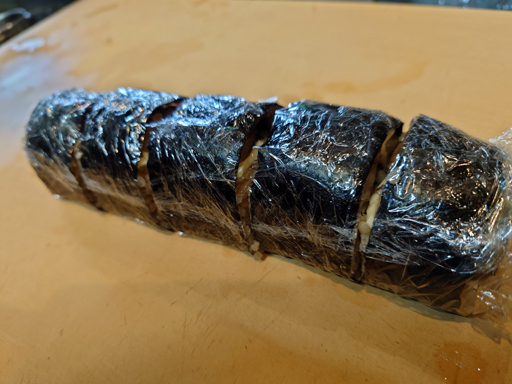 画像ギャラリー No.005のサムネイル画像 / 俺のコラボカフェ:Menu 032 「黒い砂漠」とコラボしたCa va(サヴァ)?缶で作る,ツヤのある黒サバ寿司