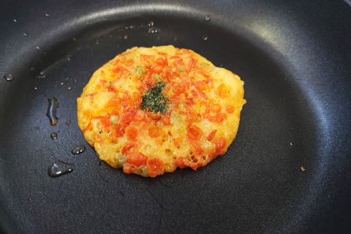 画像ギャラリー No.005のサムネイル画像 / 俺のコラボカフェ:Menu 035 今年は「装甲悪鬼村正」に出てくる,揚げ玉がバチバチ鳴るたぬきそばで年を越す