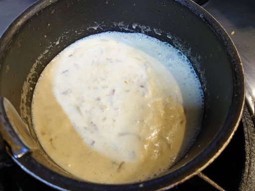 画像ギャラリー No.008のサムネイル画像 / 俺のコラボカフェ:Menu 040 「あつまれ どうぶつの森」のサンクスギビングデーで作られる「クラムチャウダー」は,隠し味がポイント