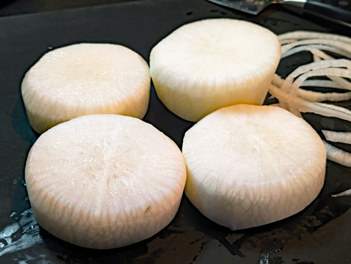 画像ギャラリー No.002のサムネイル画像 / 「龍が如く0」に出てくる,おでんの大根がうまそうな件。俺のコラボカフェ:Menu 070