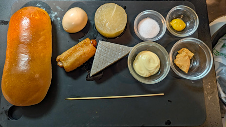 画像ギャラリー No.002のサムネイル画像 / 「GOD EATER2」のおでんパンを食べてみる。俺のコラボカフェ:Menu 072