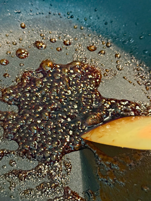 画像ギャラリー No.007のサムネイル画像 / 「マリオカートワールド」,ウシも食べている「ハンバーガー」を作る。俺のコラボカフェ:Menu 078