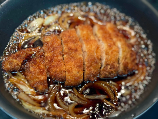 画像ギャラリー No.006のサムネイル画像 / 「文豪とアルケミスト」，永井荷風が愛したカツ丼を再現。俺のコラボカフェ：Menu 086