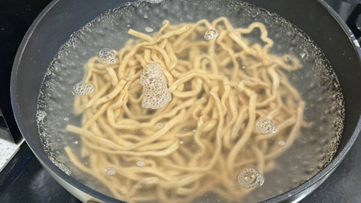 画像ギャラリー No.004のサムネイル画像 / 「ウマ娘」新シナリオはラーメンが主役！東京代表「ガッツリ豚ラーメン」を本気で再現。俺のコラボカフェ：Menu 090