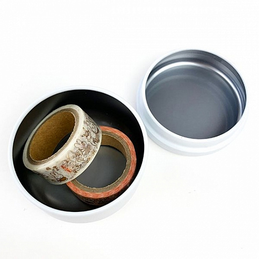 画像ギャラリー No.006のサムネイル画像 / 「ディズニー ツイステッドワンダーランド」,ミニ巾着と缶のセットが登場