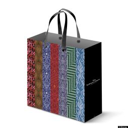 画像ギャラリー No.017のサムネイル画像 / 「ディズニー ツイステッドワンダーランド」の各寮をイメージしたポーチが発売中。通販サイトでは2月15日から取り扱い予定