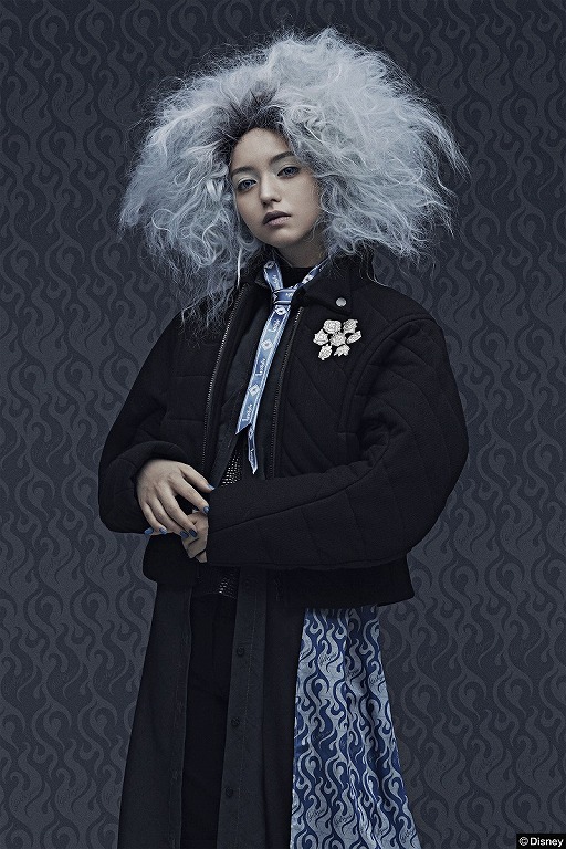 画像ギャラリー No.004のサムネイル画像 / R4G,「ツイステ」のアイテムで全身コーディネートしたLOOK BOOKを公開